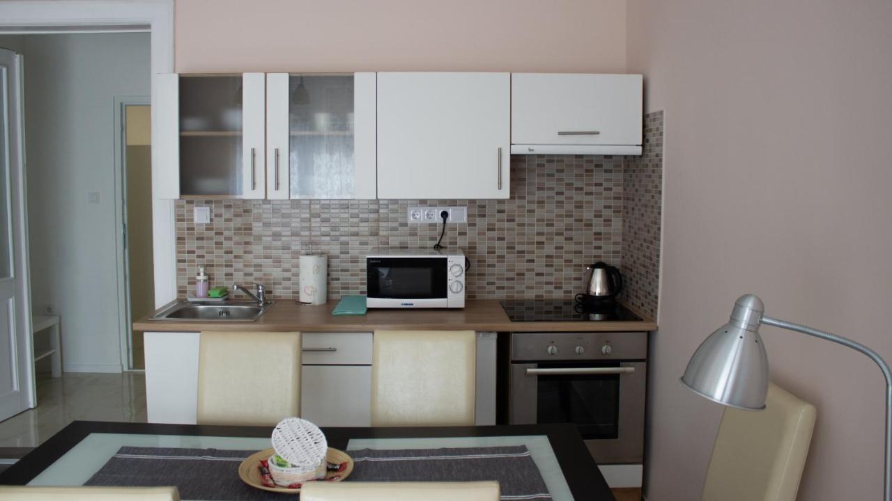 Black Stilt Apartments B3 Debrecen Extérieur photo
